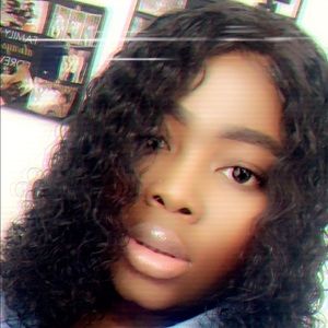 Meet your Posher, Sharonne